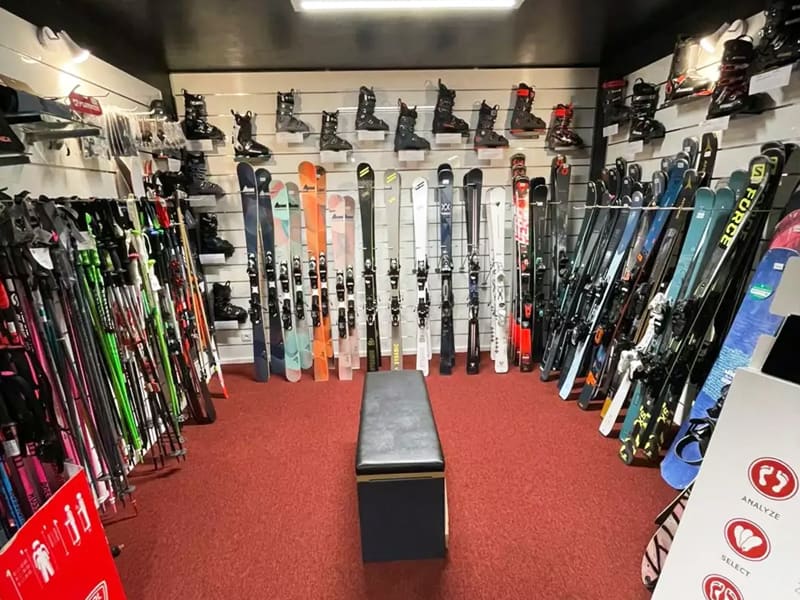 Magasin de location de ski Val Sports à 110 rue du Mont Cenis, Lanslebourg Val Cenis
