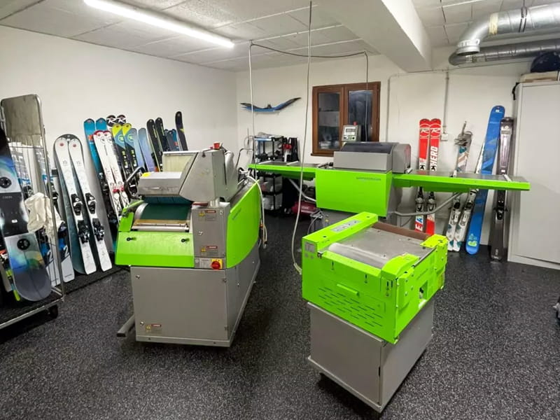 Magasin de location de ski Val Sports à 110 rue du Mont Cenis, Lanslebourg Val Cenis