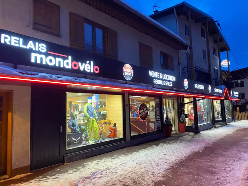 Magasin de location de ski Val Sports à 110 rue du Mont Cenis, Lanslebourg Val Cenis