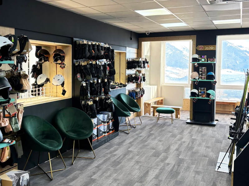 Magasin de location de ski Ekosport-Rent Le Local à 23 avenue Emmanuel Brousse, Font Romeu