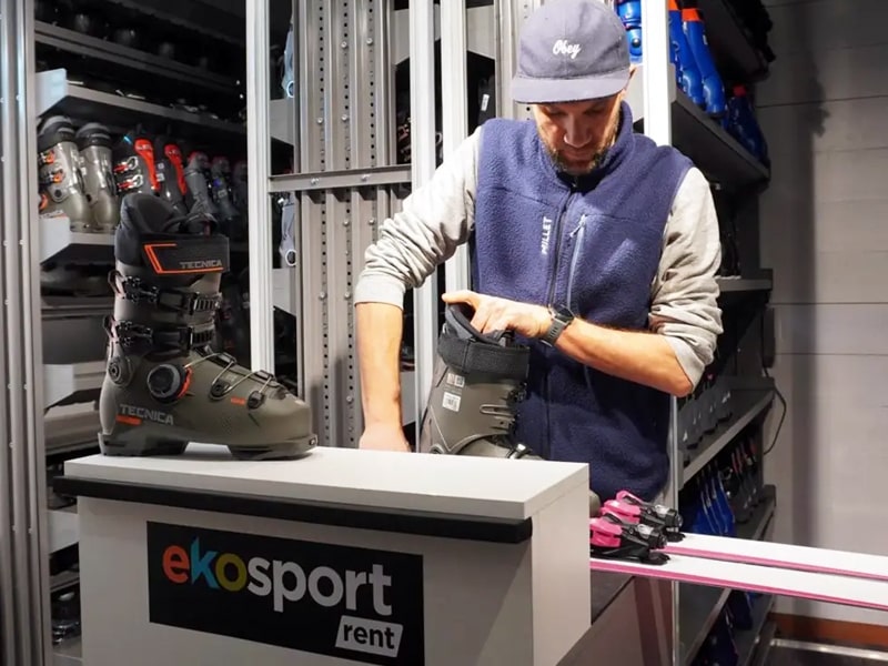 Magasin de location de ski Ekosport-Rent Versant Est à 24 Place du Petit Casino, La Clusaz