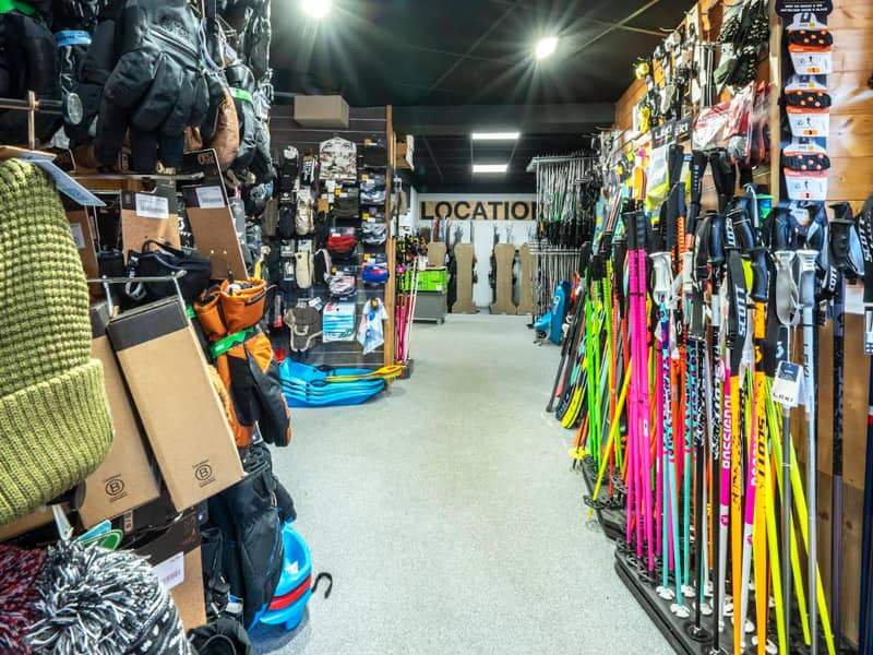 Magasin de location de ski Ekosport-Rent Techniglisse à 3230 route de la Barliette, Les Carroz d’Araches