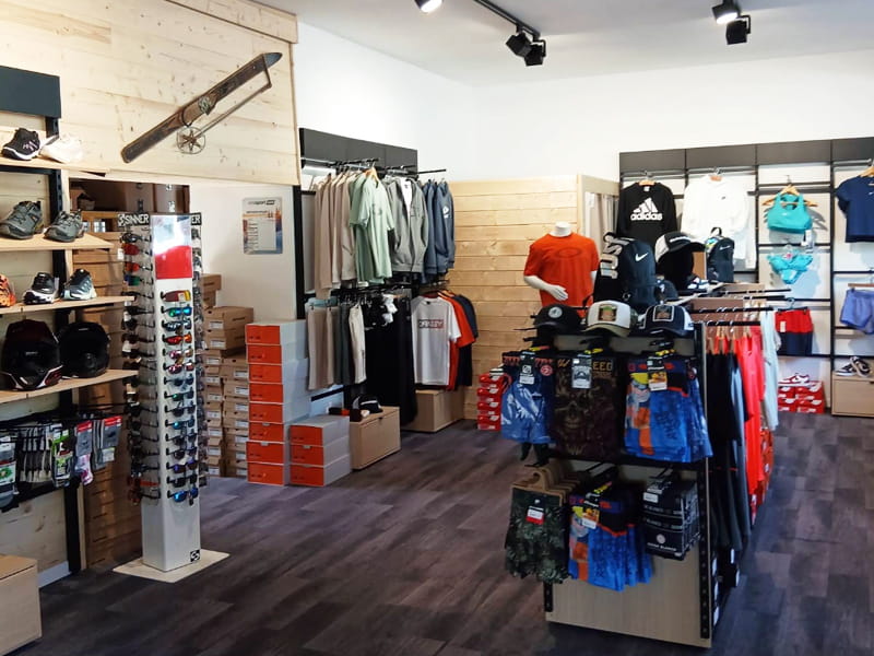 Magasin de location de ski Ekosport-Rent Alpes Sports à 42 Avenue Maréchal Leclerc, Bourg-Saint-Maurice