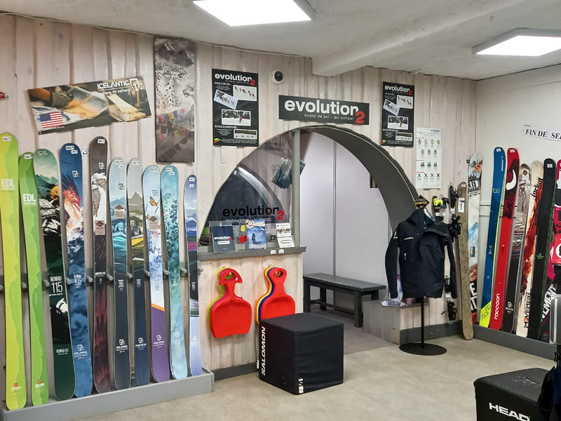 Magasin de location de ski Ski Shop Montchavin Sportshop Paradiski à 5, rue de la Glisse, La Plagne - Montchavin