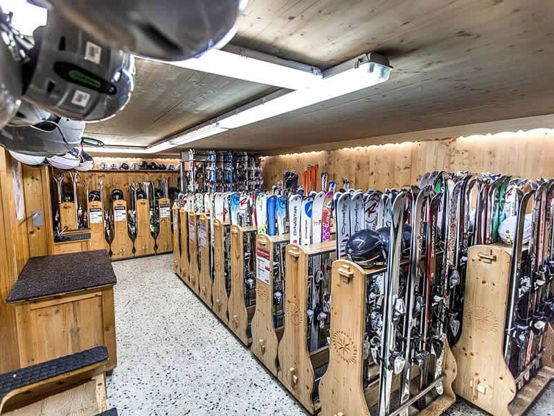 Magasin de location de ski Mathias Sports à 60 Taille de Mas du Pleney, Morzine