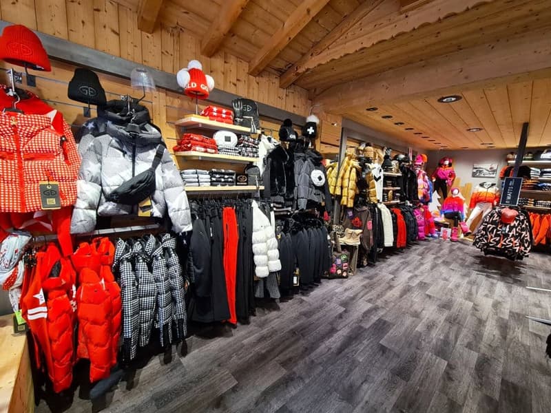 Magasin de location de ski Mathias Sports à 60 Taille de Mas du Pleney, Morzine