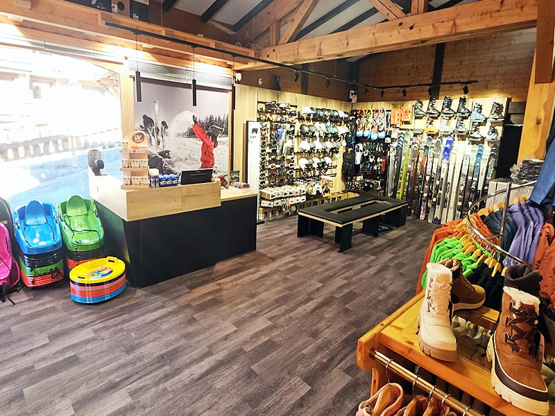 Magasin de location de ski Mountain shop by Cuby à 71 Route de Notre Dame de la Gorge, Les Contamines-Montjoie