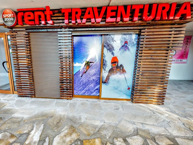 Magasin de location de ski Ski & Board Traventuria - Ski Bansko à 92E Pirin Str. (Pirin Palace Hotel), Bansko