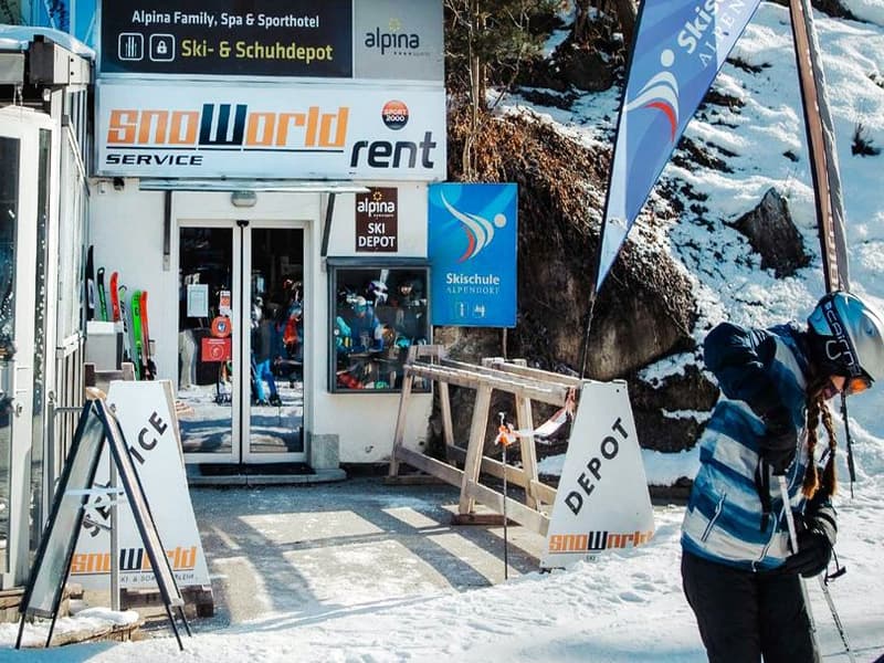 Magasin de location de ski Snoworld à Alpendorf 8, St. Johann i.Po.-Alpendorf