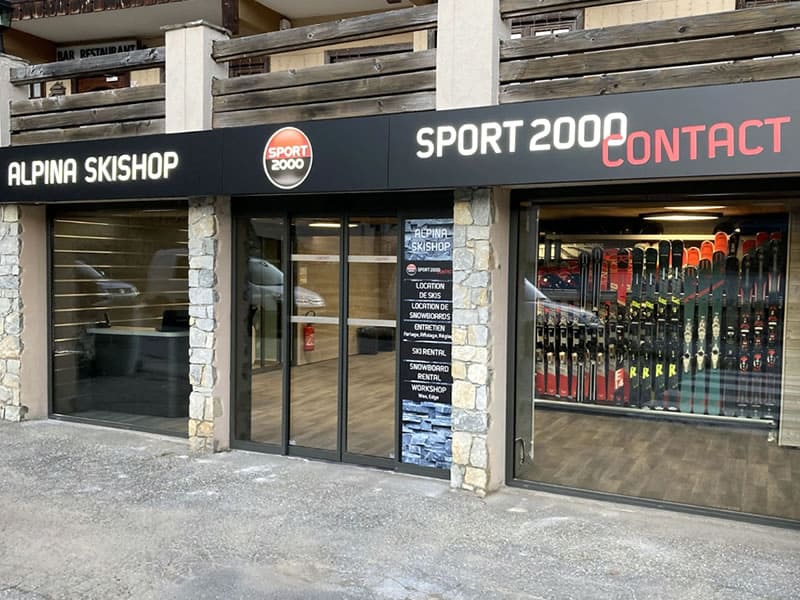 Magasin de location de ski Alpina Ski Shop à Batiment Club Alpina - Rue des Hauts du Crey, Champagny en Vanoise