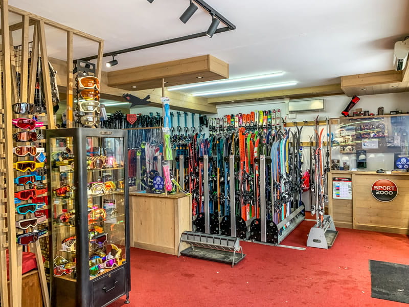 Magasin de location de ski Berard Skishop à Centre Commercial de Vallandry, Peisey Vallandry