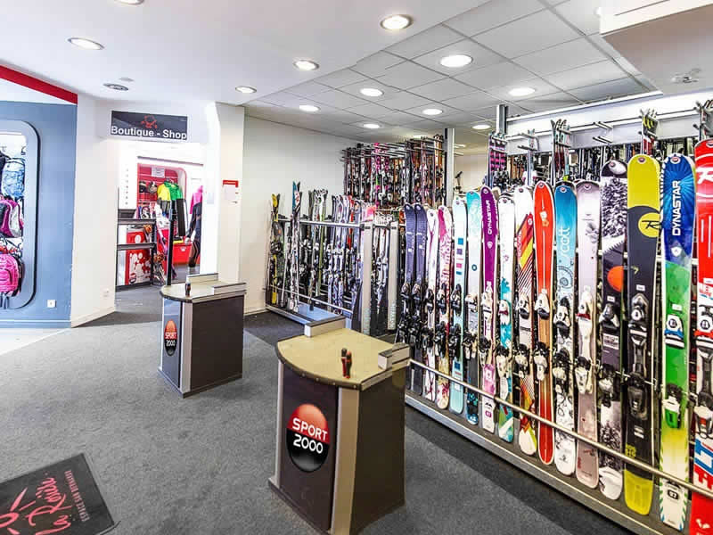 Magasin de location de ski Arpin Sport à Centre Commercial La Rosière, La Rosiere