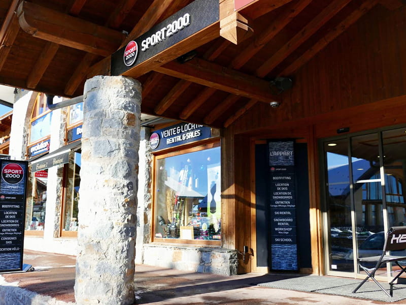 Magasin de location de ski L'Appart à Centre Commercial La Rosière, La Rosiere