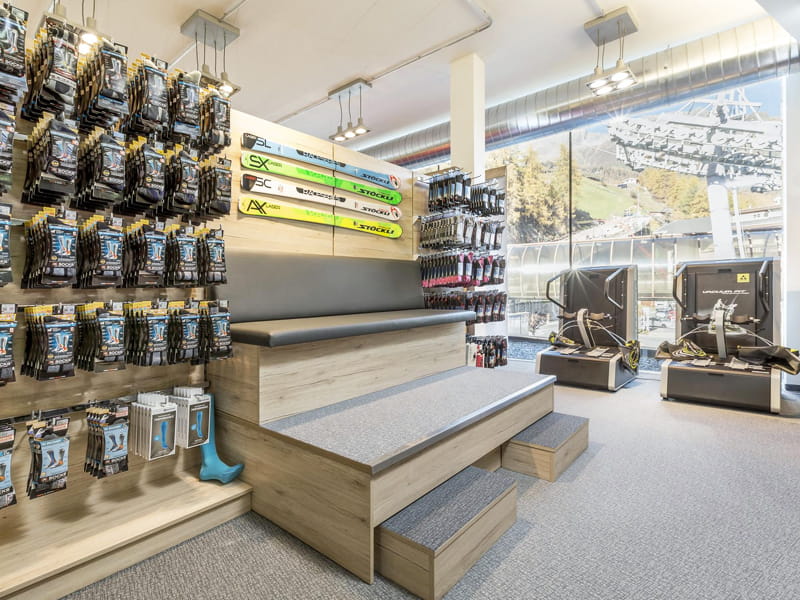 Magasin de location de ski Sporthütte Fiegl à Dorfstrasse 119, Sölden