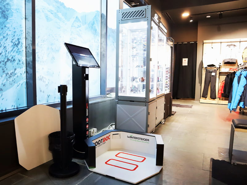Magasin de location de ski Viladomat Funicamp à Edificio Funicamp, Av. de François Mitterrand, 89, Planta baja 2, Encamp