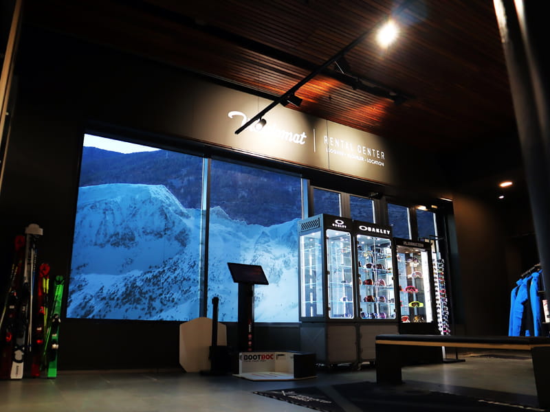 Magasin de location de ski Viladomat Funicamp à Edificio Funicamp, Av. de François Mitterrand, 89, Planta baja 2, Encamp