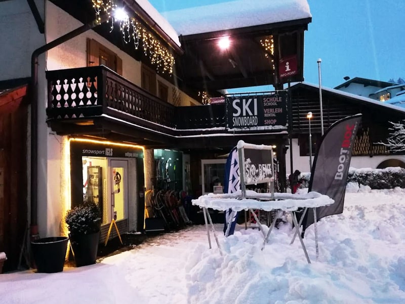 Magasin de location de ski Snowsport Igls à Eichlerstrasse 16, Innsbruck - Igls