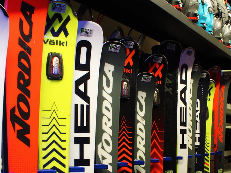 Magasin de location de ski Only Ski & Snowboard à Fraz. Entreves 122 (Planibel Hotel), La Thuile