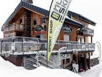 Magasin de location de ski Only Ski & Snowboard à La Thuile, Funivia La Suches (stazione a monte) Magasin de location de ski Only Ski & Snowboard à La Thuile, Funivia La Suches (stazione a monte)