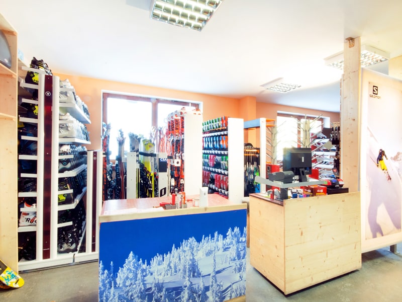 Magasin de location de ski Celso Sport - Bormio 2000 à Galleria commerciale Bormio 2000 - Via Buccellina, 1, Bormio 2000-Valdisotto