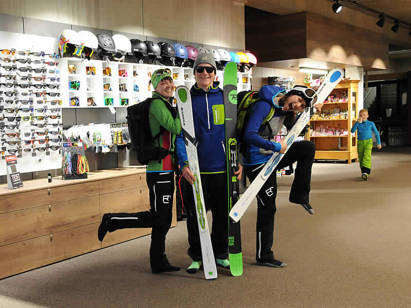Magasin de location de ski Sport & Mode Natter à Talstation Bergbahnen Mellau, Mellau