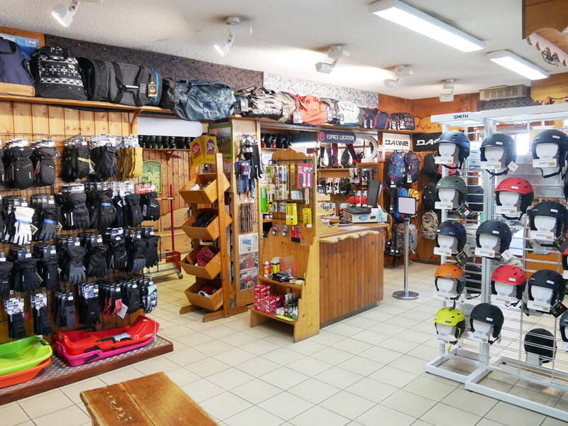 Magasin de location de ski Rocky Sports à L'Eclose - rue du 93ème RAM, Alpe d’Huez