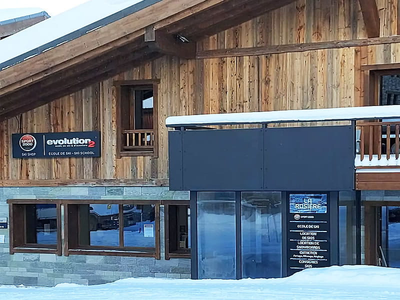 Magasin de location de ski Alpen Ski Shop à Les Eucherts - Résidence Alpen Lodge, La Rosiere