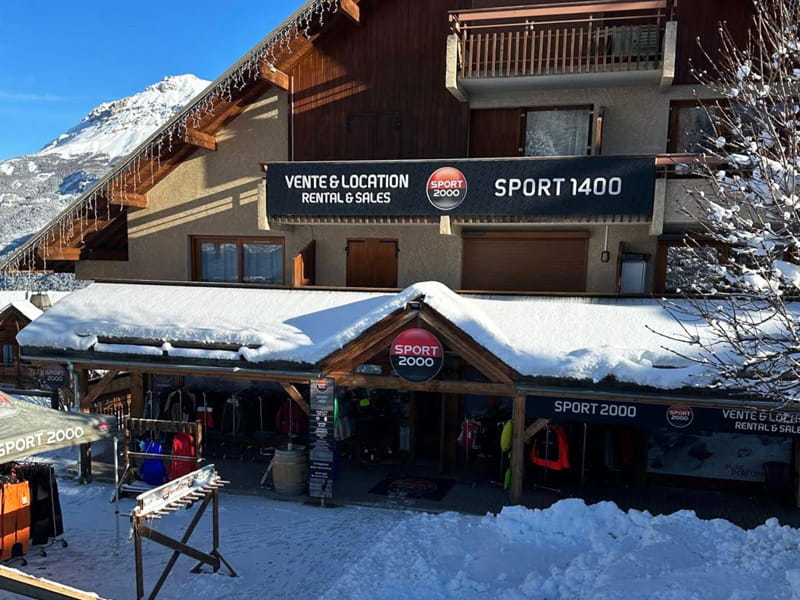 Magasin de location de ski Sport 1400 à Le Chalet - 395 Route des Près, Puy Saint Vincent 1400