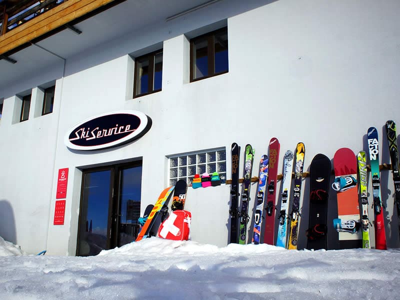 Magasin de location de ski Ski Service - Les Ruinettes à Les Ruinettes 2200 m [mountain shop], Verbier