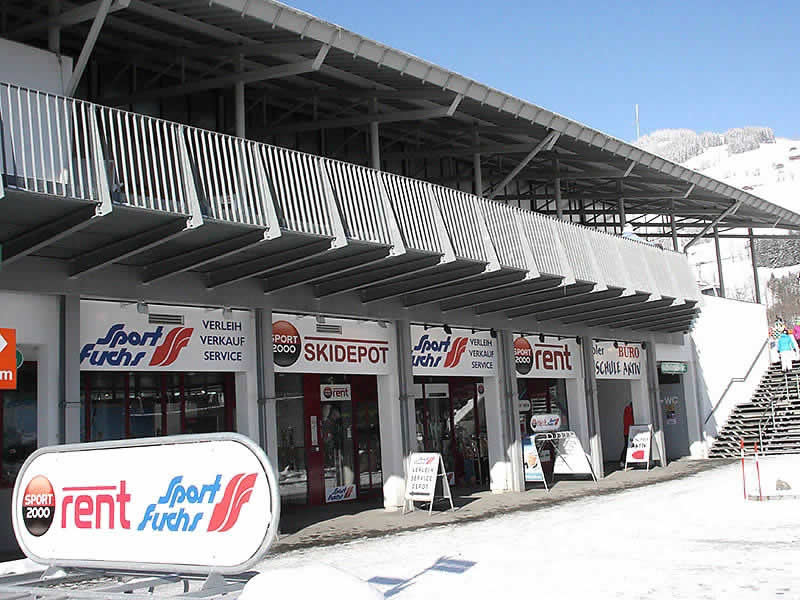 Magasin de location de ski Sport Fuchs à Liftweg 1 [Talstation Gondelbahn], Brixen im Thale