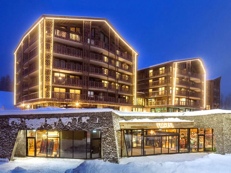 Magasin de location de ski Gisler Sport à Oberseepromenade 2 - Valsana Hotel und Appartement, Arosa