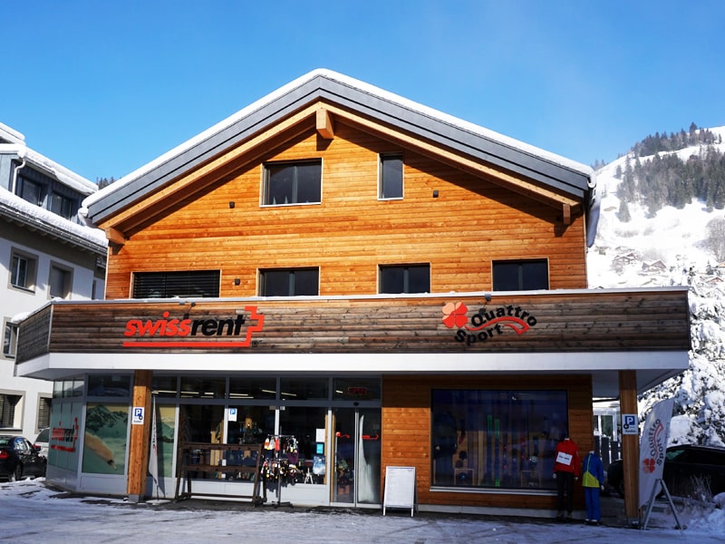 Magasin de location de ski Swissrent Quattro à Parkplatz Titlisbahnen - Engelbergerstrasse 38, Engelberg