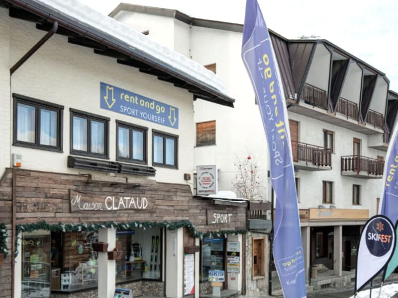 Magasin de location de ski Maison Clataud Sport à Piazza Assietta, 16, Sauze d’Oulx