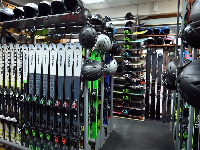 Magasin de location de ski Ski Mania Bansko à Pirin Str. 113, Bansko