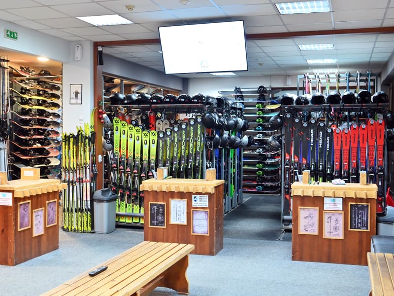 Magasin de location de ski Ski Mania Bansko à Pirin Str. 92A, Bansko