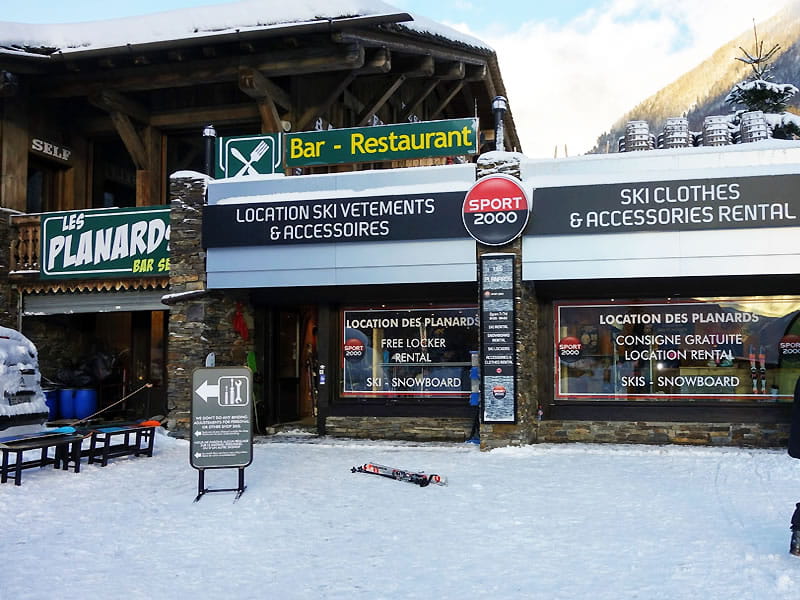 Magasin de location de ski Location des Planards à Piste des Planards - 350 Chemin du Pied du Grepon, Chamonix
