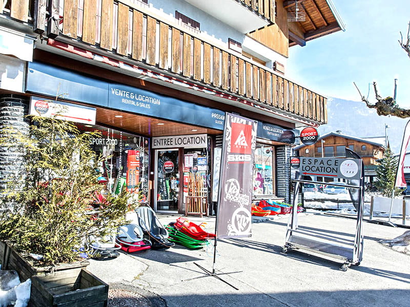 Magasin de location de ski Passion Glisse à Place de la Gare, Samoëns