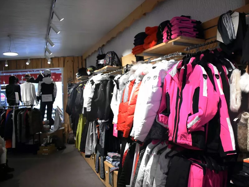 Magasin de location de ski Weski Auris à Place des Orgières, Auris-en-Oisans