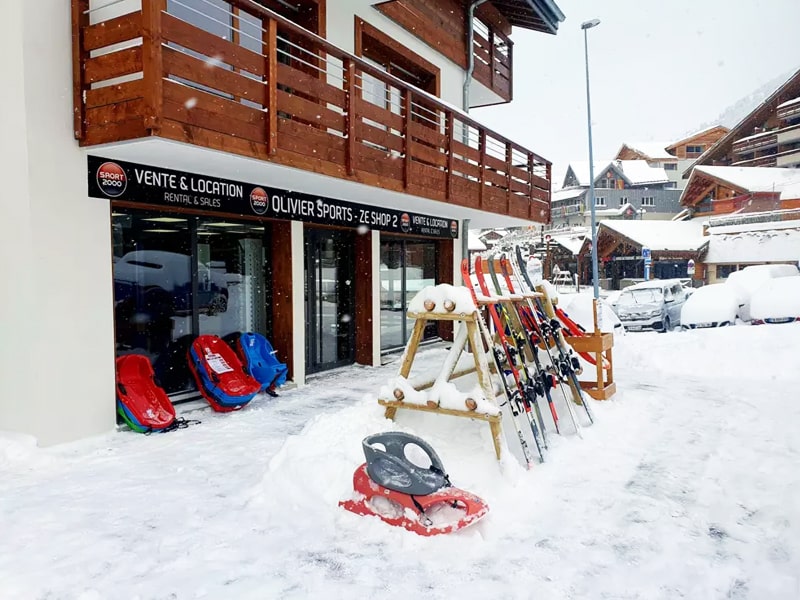 Magasin de location de ski Ze Shop 2 à Place Joseph Paganon - Vieil Alpe, Alpe d’Huez