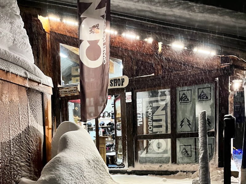 Magasin de location de ski Chalet des Neiges Ski Shop à Résidence Chalet des Neiges - Rue de Gebroulaz, Val Thorens