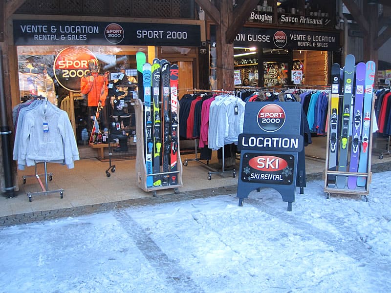 Magasin de location de ski Passion Glisse à Résidence du centre - 6, Place Yves Pollet Villard, La Clusaz
