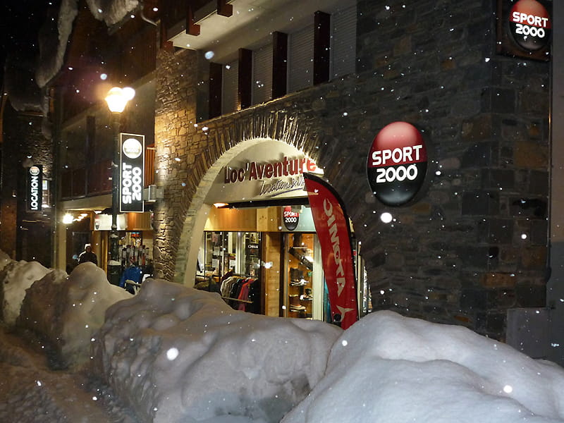 Magasin de location de ski Loc Aventure à Route de soulan - La Ferme du moulin, Saint Lary