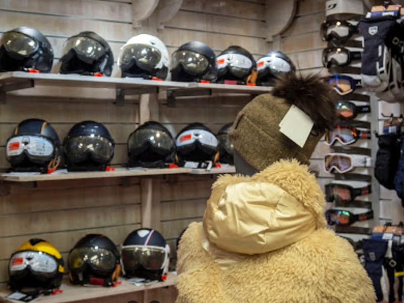 Magasin de location de ski Olivier Sports à Route du Signal (centre station), Alpe d’Huez