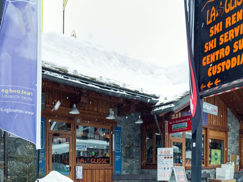 Magasin de location de ski Ski rent La Glisse à Route Ramey 65 - Ayas, Champoluc