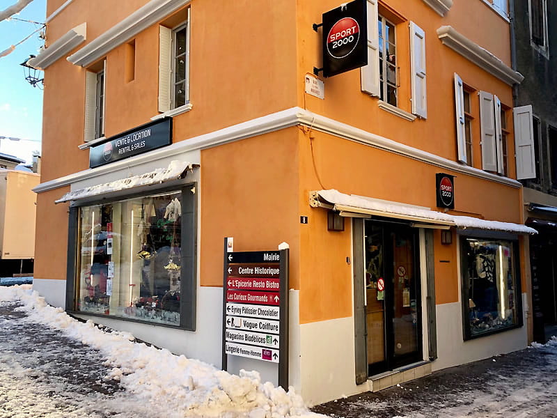 Magasin de location de ski Grangeot Sport à Rue Clovis Hugues, Embrun