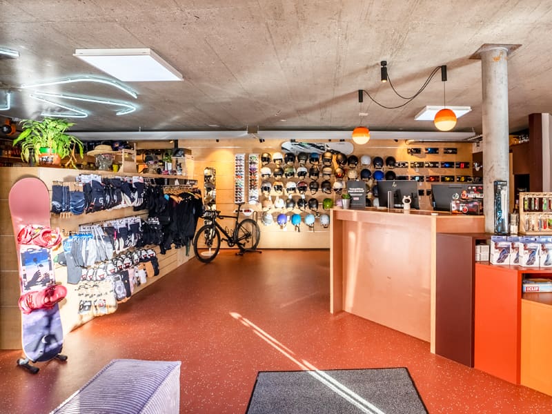Magasin de location de ski Backside Verbier à Rue de Ransou 191b, Verbier
