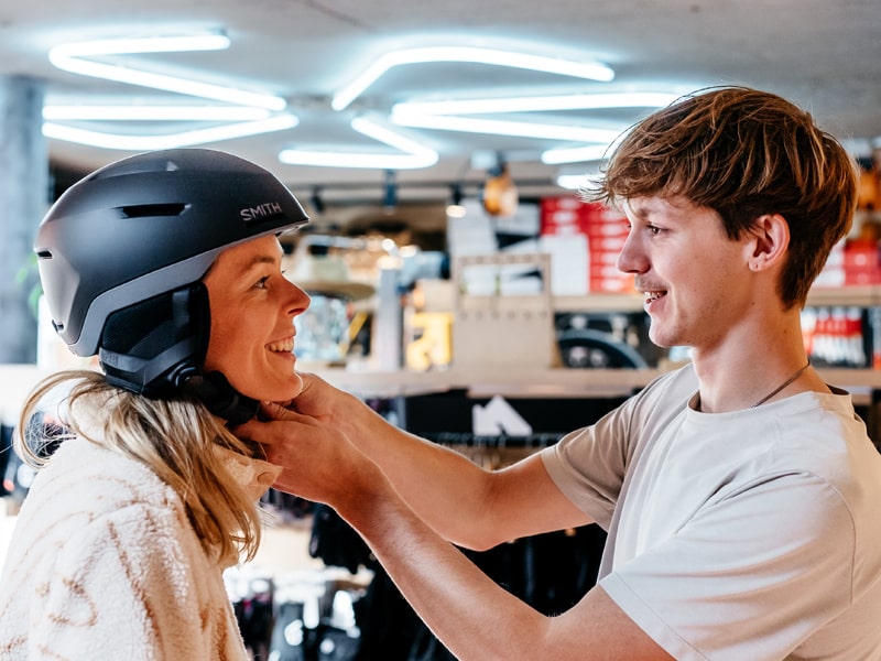 Magasin de location de ski Backside Verbier à Rue de Ransou 191b, Verbier