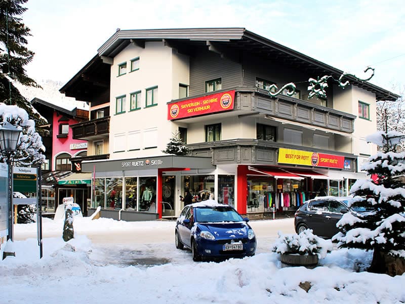 Magasin de location de ski SPORT 2000 Ruetz à Schulgasse 1, Westendorf