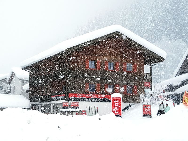 Magasin de location de ski Sport Montafon à Seilbahnstrasse 89c, Gaschurn