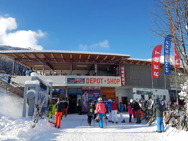 Magasin de location de ski Hofherr Sport à Talstation Grubigsteinbahn - Juch 3, Lermoos